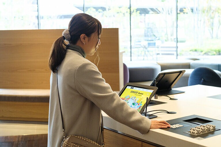 無人チェックイン機でスムーズにチェックイン。