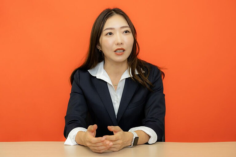 YouTube「CRAZYCOCOチャンネル」も大人気。