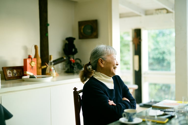 食後にはベトナム「レックスホテルサイゴン」のカップでエスプレッソを。