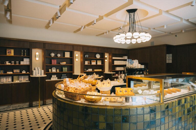 美しく、趣のある内観。