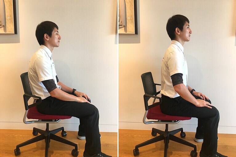 座りっぱなしでいるとダラけてしまいがち（写真左）なので、気づいたら骨盤を立て直す（写真右）。