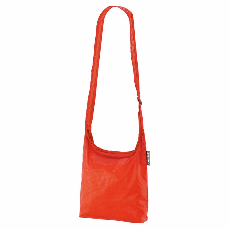 U.L.MONO ポーチ M 1,870円／モンベル