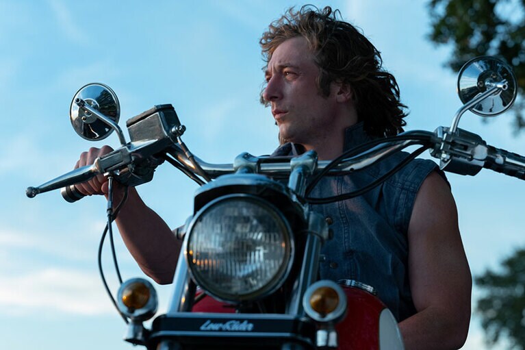 映画『アイアンクロー』4月5日（金）TOHOシネマズ 日比谷ほか全国ロードショー　配給：キノフィルムズ　© 2023 House Claw Rights LLC; Claw Film LLC; British Broadcasting Corporation. All Rights Reserved.