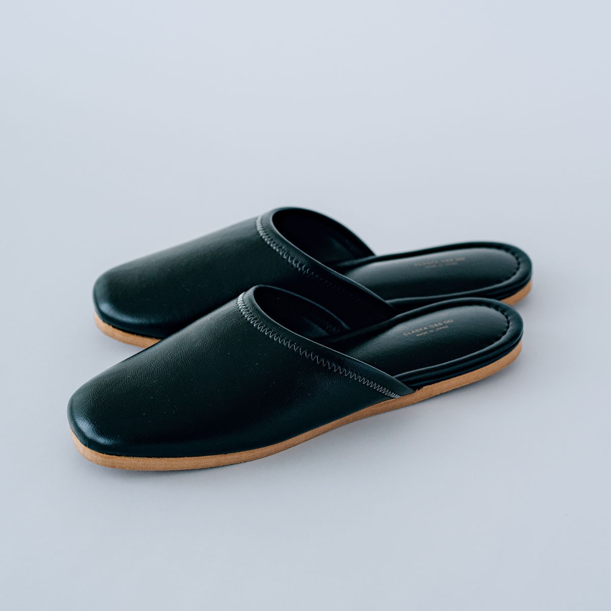 スリッパ BANK 約24～26cm 2,750円／クラスカ