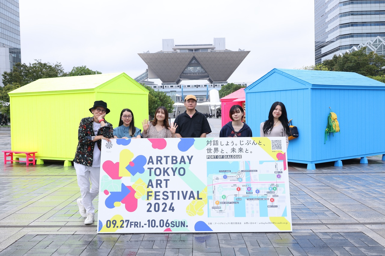 参加アーティスト。左から椿昇さん、松村咲希さん、ポポーススィさん、飯川雄大さん、森川瑳久さん、彼岸花ゆうなさん。