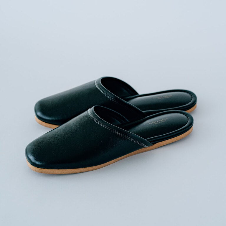 スリッパ BANK 約24～26cm 2,750円／クラスカ