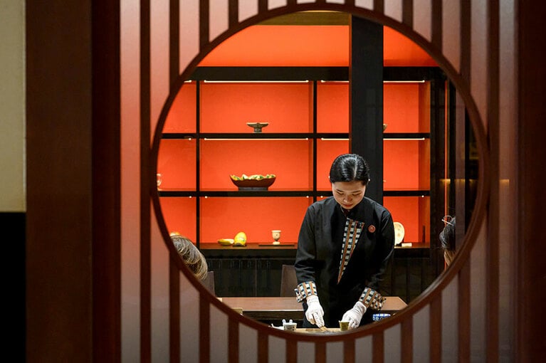 2023年4月に新設された「金継ぎ工房」。金継ぎの一部を体験できる「金継ぎいろは」は、毎日15時30～16時／16時30分～17時開催。