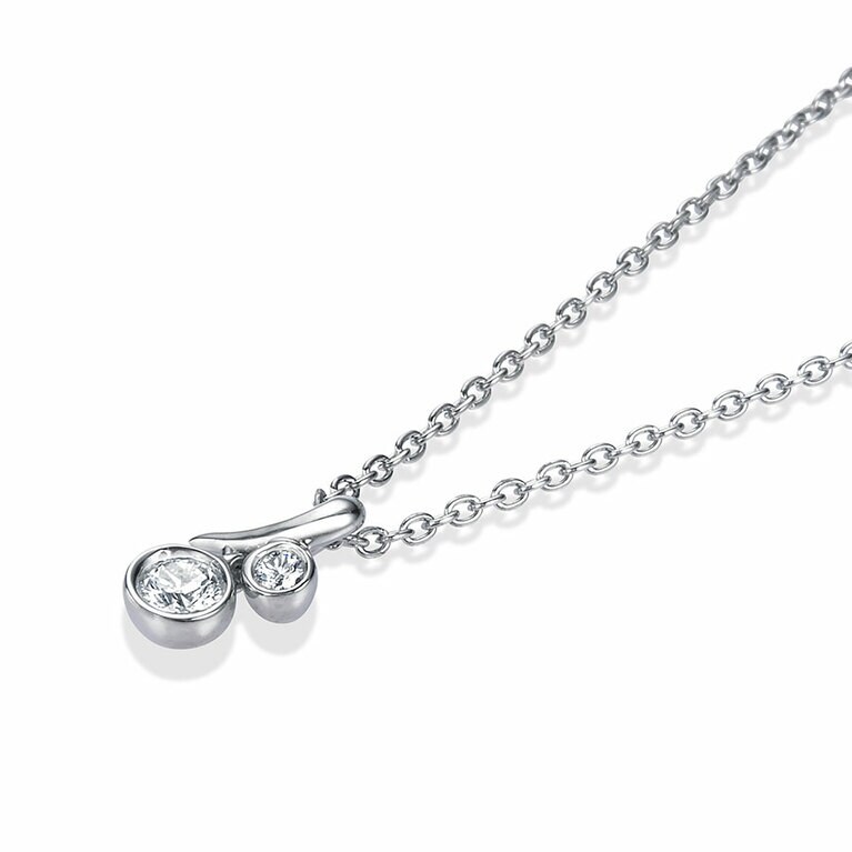 【ロイヤル・アッシャー】ペンダント PT950×DIA0.06ct 132,000円