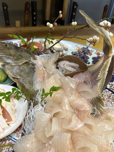 新鮮な刺身は、弾力があってさっぱりしている。（写真提供：かね万）