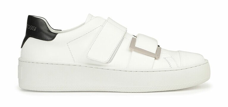 srTWENTY SPORT ヒール0.5cm 91,000円。