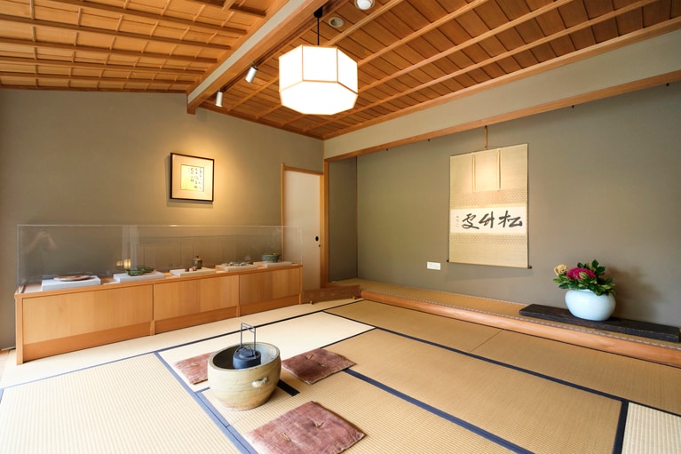 無料で鑑賞できる、魯山人の作品展示室。