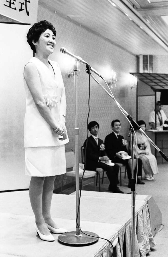 佐藤愛子　おしゃれ失格 容姿の衰えをくよくよするなど軟弱者！」佐藤愛子100歳の