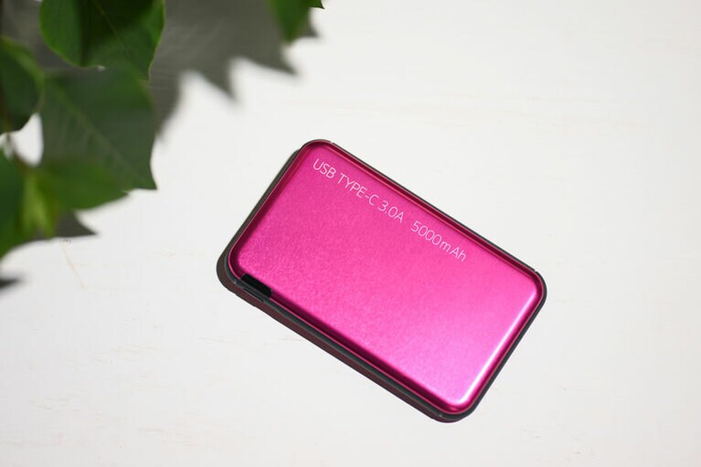 ちいさなモバイルバッテリー 6,090円／住本製作所