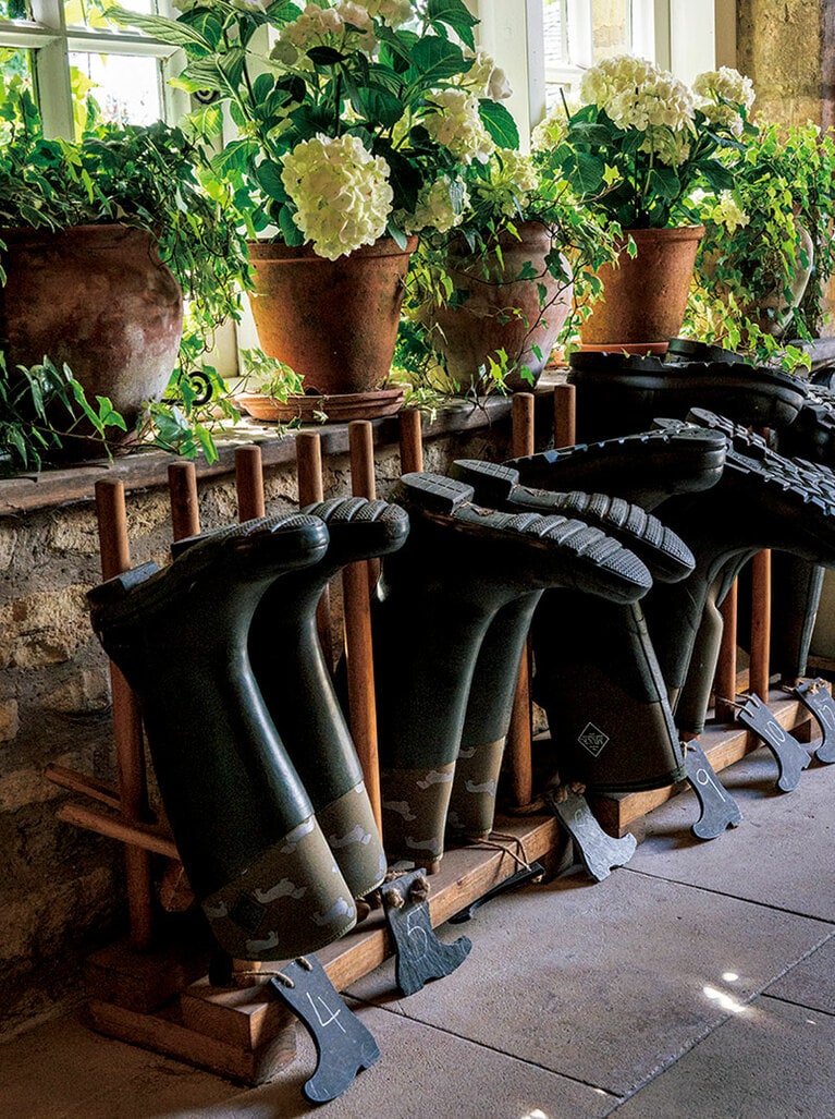 雨の日用の長靴の貸し出しもあり。