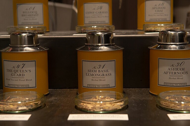 背面にはマグネット付き。キャビネやデスク機器に貼って使うこともできます。Boogie Board BB-12 2,700円。