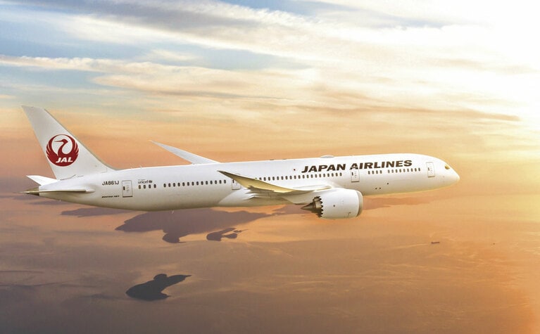 JALボーイング787-9（E-71）で運航。