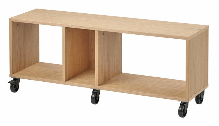 「キャスター付きベンチ」 9,082円(幅120×奥行き34×高さ47cm)。