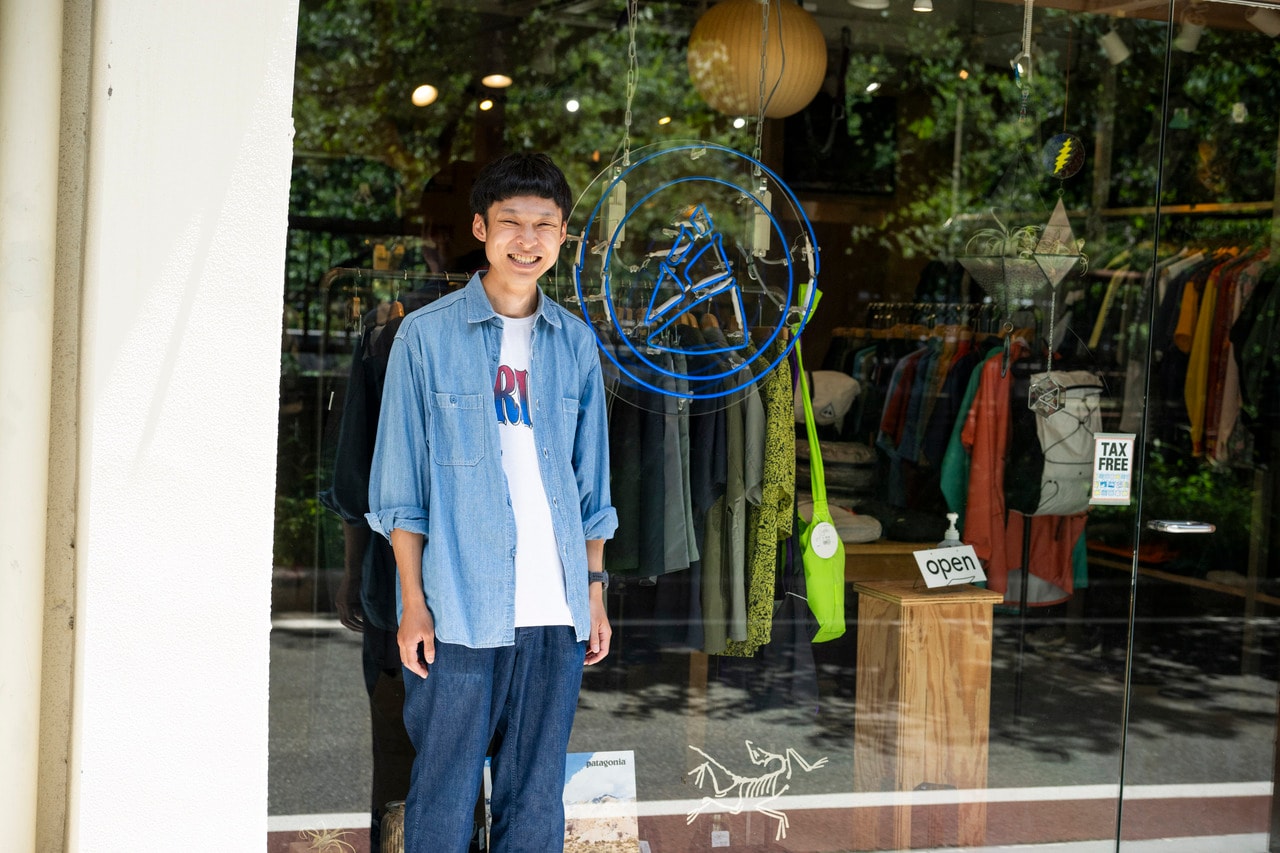 東京・中目黒のセレクトショップ「BAMBOO SHOOTS(バンブー シュート)」スタッフの黒田秀紀さん。