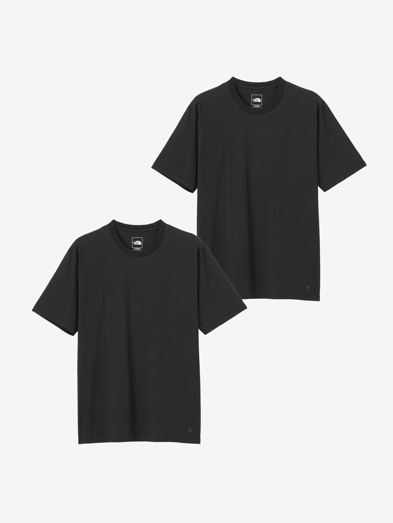 「ショートスリーブフラッシュドライパックティー」（ユニセックス／8,800円）。しなやかな肌触りのTシャツ同色2枚パック。洗濯後に乾きやすいのも嬉しい。
