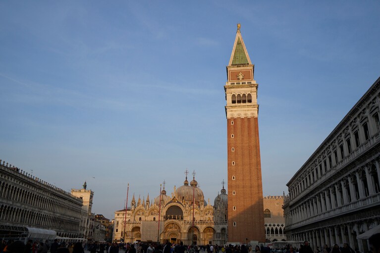 © 2025『岸辺露伴は動かない　懺悔室』製作委員会 © LUCKY LAND COMMUNICATIONS/集英社