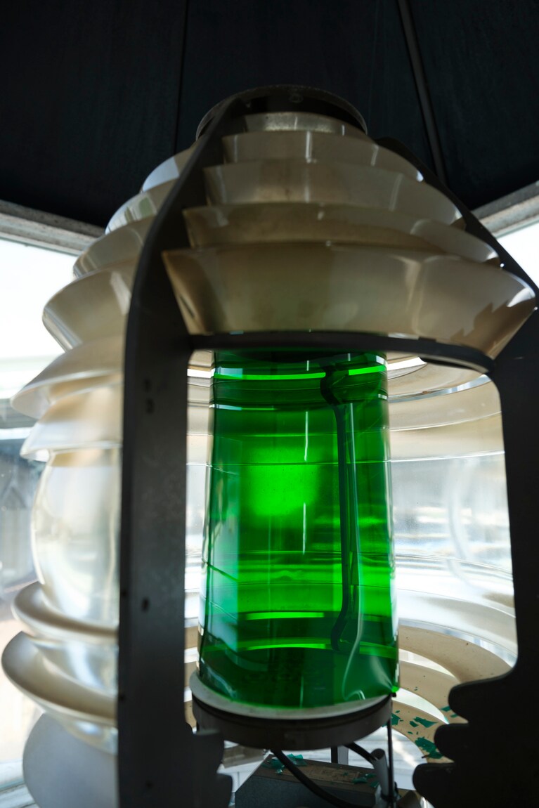 旧堺燈台のレンズ部分。※許可を得て撮影しています