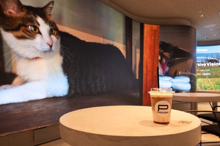 キャラメルラテ 580円。