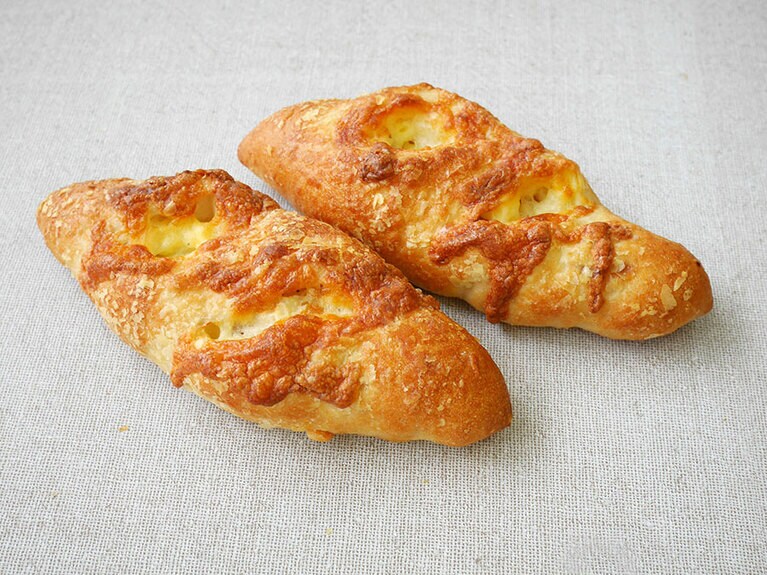 【第5位】「ほくほく塩じゃがブレッド」260円／ドンク西宮阪急店 ※2018年11月14日(水)より販売再開