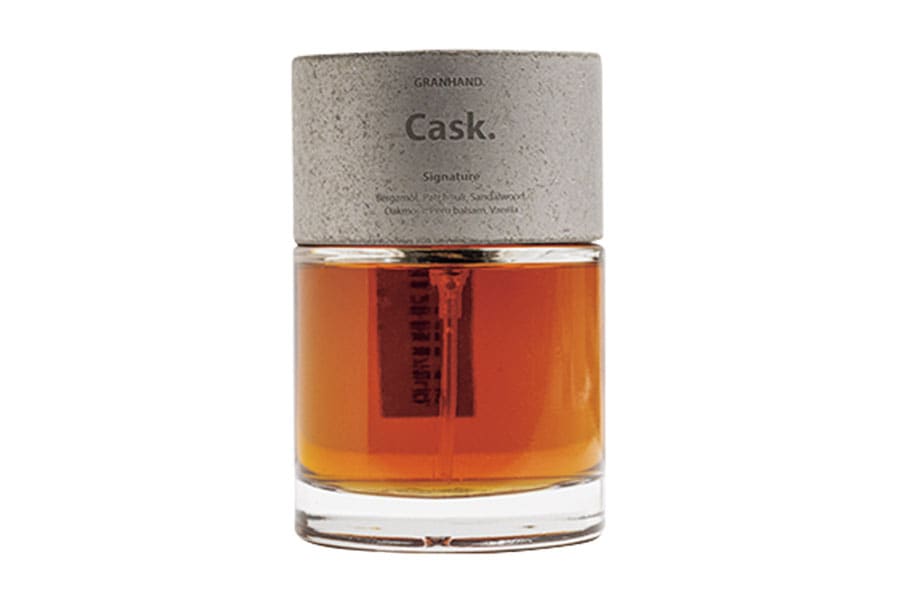 「Cask.」。オードパルファム50mL W110,000。自然由来の12種ほどの香りが常時揃い、マルチスプレーなども展開されている。