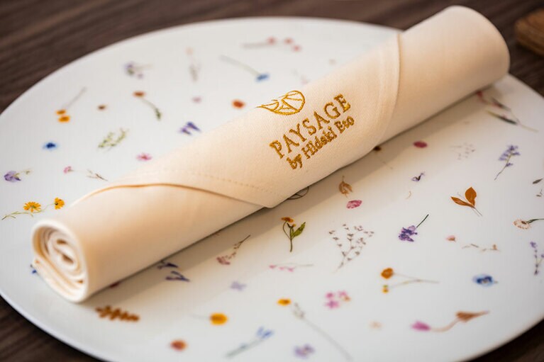 「PAYSAGE」とは風景のこと。