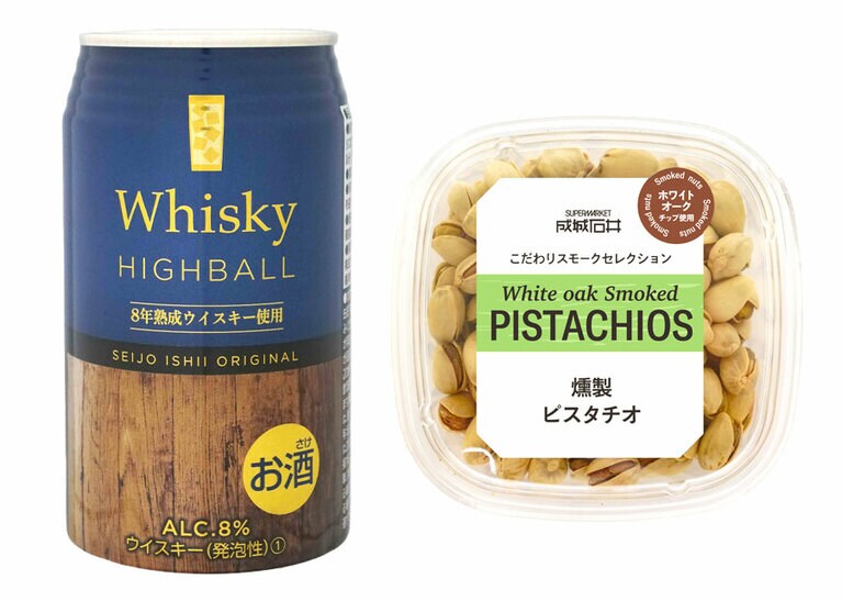 左：成城石井 オリジナル ウイスキーハイボール 350ｍl 税込263円。右：成城石井 ホワイトオークチップ薫る 燻製ピスタチオ 210g 税込1,070円。