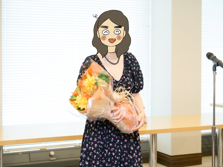 藤見よいこさん。「CREA夜ふかしマンガ大賞2025」授賞式の様子　©文藝春秋（撮影：平松市聖）