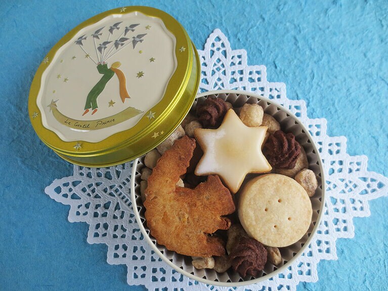 「喜界島ざらめのクッキー缶」(プリンス缶)1,700円。