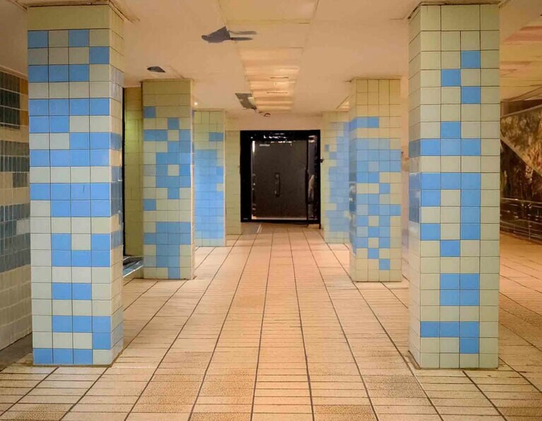 「行方不明展」の展示物　Ⓒ行方不明展製作委員会