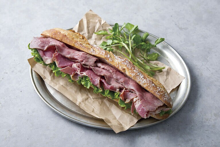 ポール(エキュート品川)「アンシェン・ブッフ(ロティ＆パストラミ)」 1,188円。