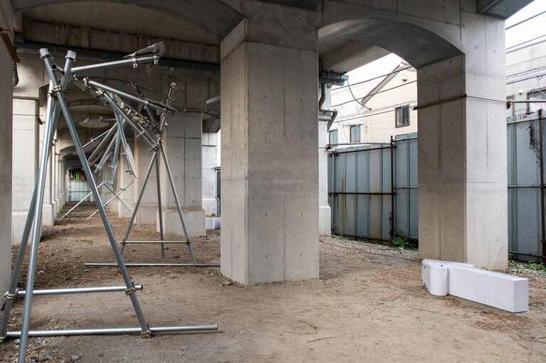 金子未弥《都市計画》