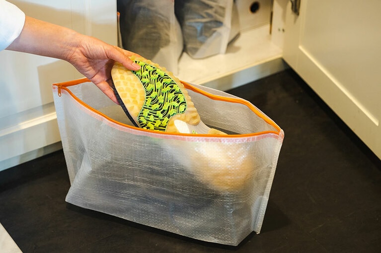 PÄRKLA ペルクラ シューズバッグ 48×22cm 89円／イケア