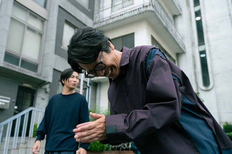 撮影中も和気あいあいとした雰囲気の3人。