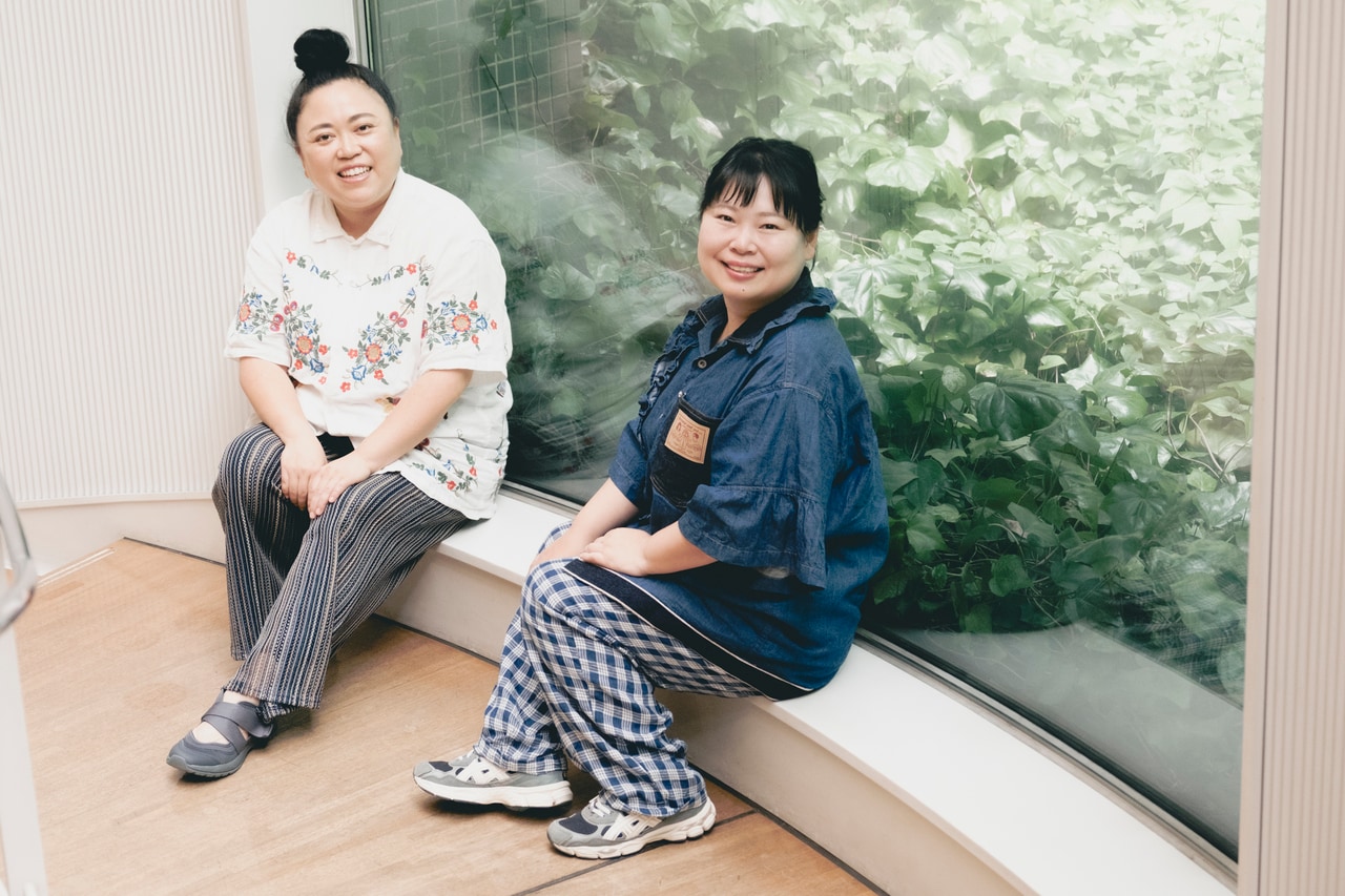 ニッチェのおふたり。左：江上敬子さん、右：近藤くみこさん。
