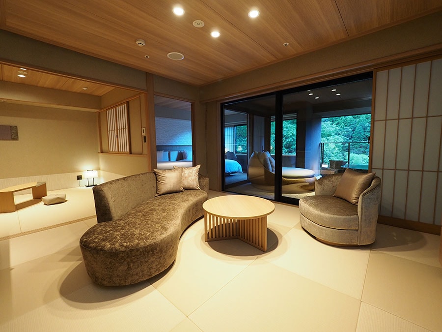 「プレミアムC type」の客室。平均宿泊料金は6万円台。