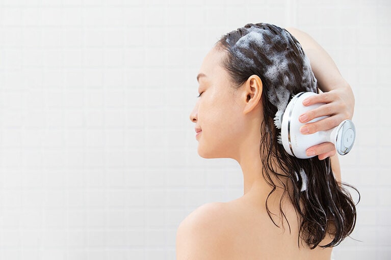 シャンプーの際に使って頭皮をディープクレンジング。