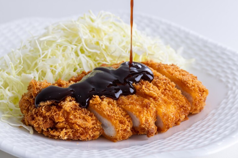 【避けたいランチ2】トンカツ、天ぷら　ダイエットを考えるなら、揚げ物は月に2回くらいに　©KeyRabbits/イメージマート