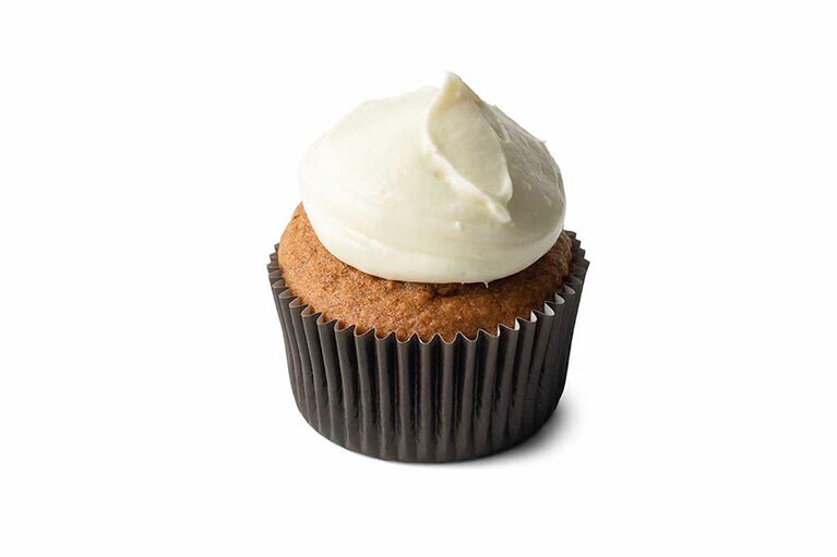 アメリカのホームメイドケーキの定番、キャロットケーキ。