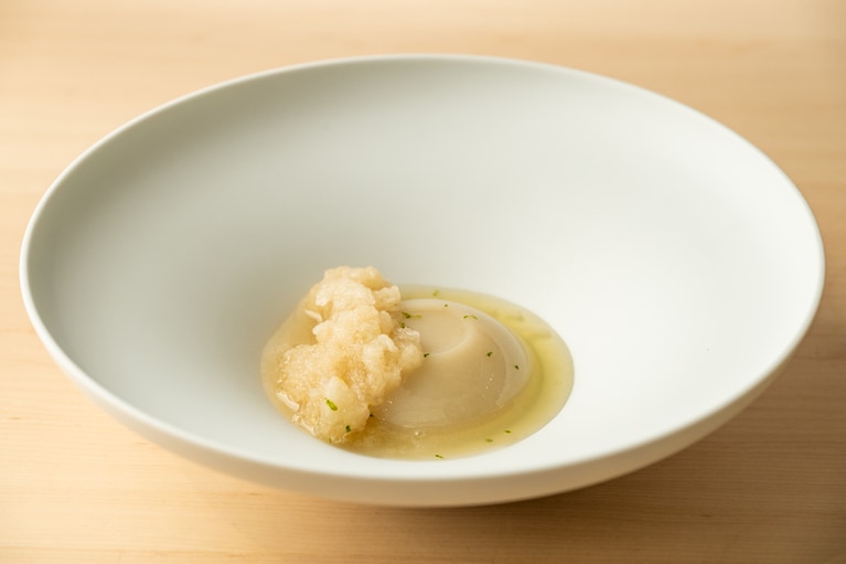 「Pear Milk Jasmine 覧古考新」。