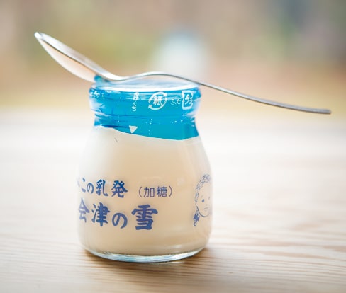 【ホテリ・アアルト】コーヒー牛乳同様、ひそかに人気の朝食のヨーグルト。 photo: Akemi Kurosaka