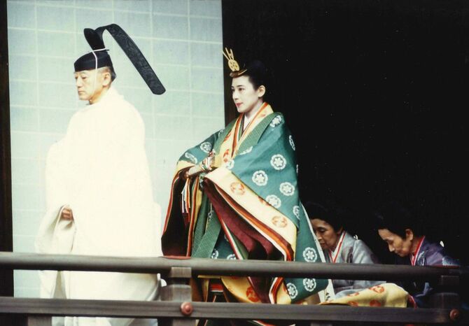 1993年6月9日、結婚の儀 宮内庁提供