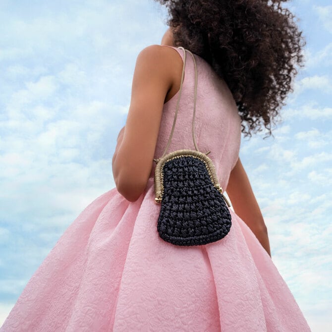 フルラから90年代アーカイブに インスパイアされた新作が登場