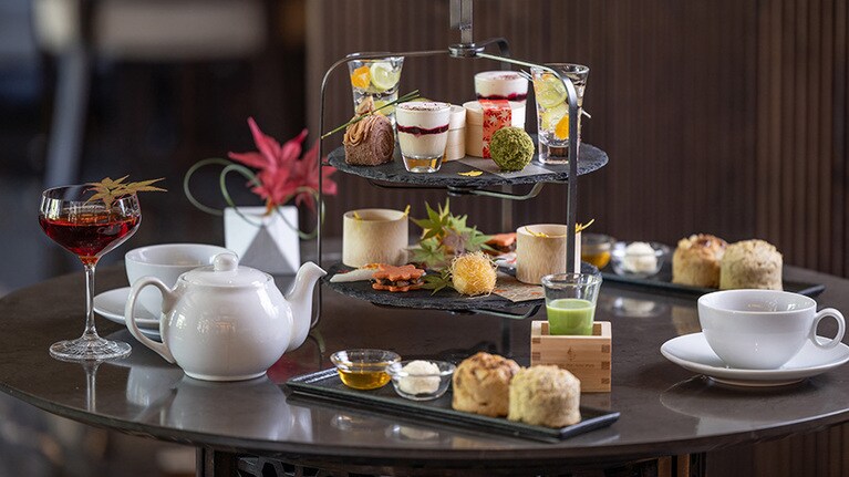「京の秋 アフタヌーンティー」のイメージ。平日7,000円、土日祝7,800円（ともに税・サ込）。