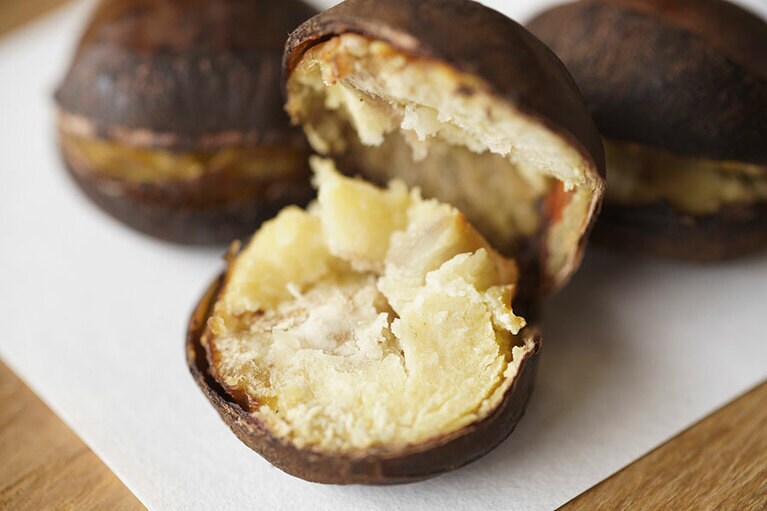 「愛樹マロン」の焼き栗