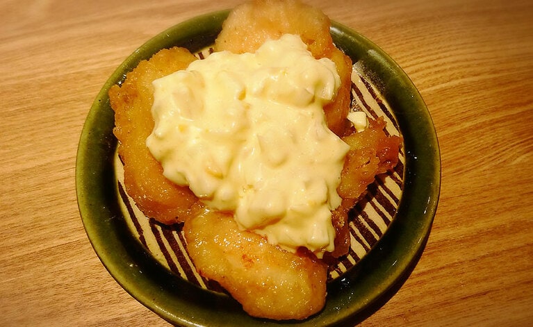 メニューには、合わせるおすすめ日本酒が併記してあるのも心憎い。