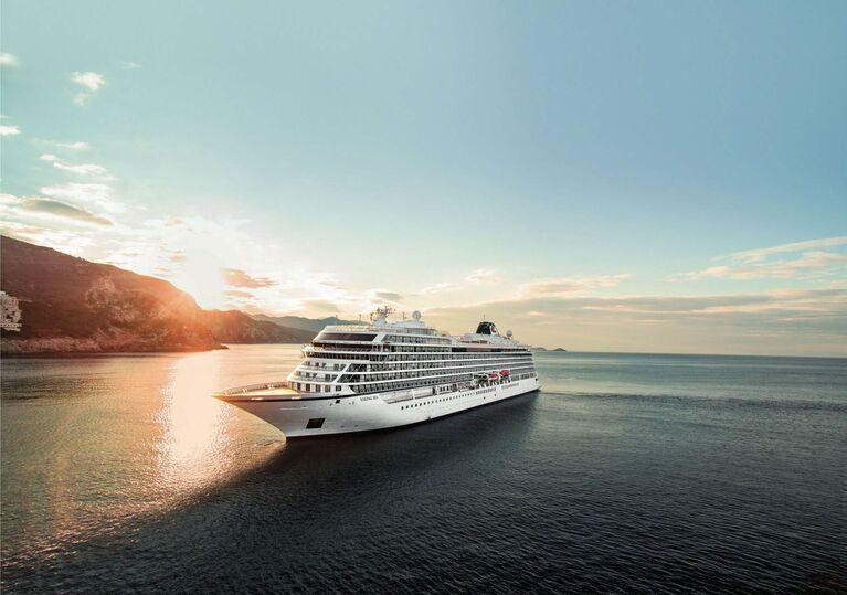 2024年には、リピーター向けの小型船「バイキング・エデン」も開始した（写真提供＝ジャパネットツーリズム）